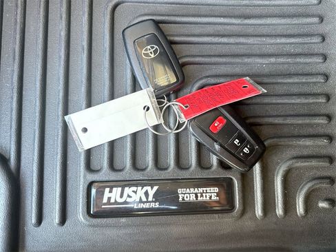 Used 2022 Toyota 4Runner TRD Sport image 36