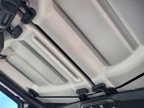 New 2026 Jeep Gladiator Sport image 18