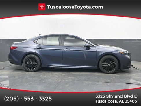 New 2026 Toyota Camry SE image 1