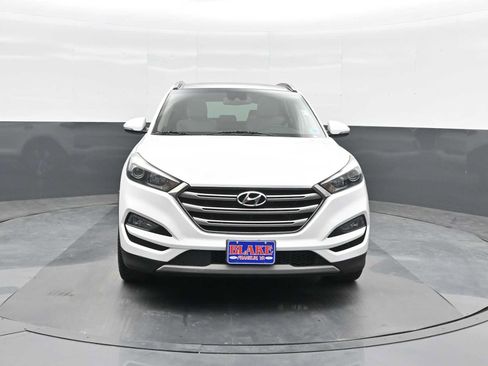 Used 2018 Hyundai Tucson Limited w/ Ultimate Package 02 FWD image 3