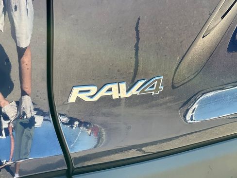 Certified 2020 Toyota RAV4 Limited image 28