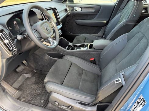 Used 2023 Volvo C40 P8 Recharge Plus w/ Protection Package Premier image 21