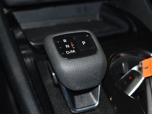 Certified 2023 Nissan Rogue SV image 14