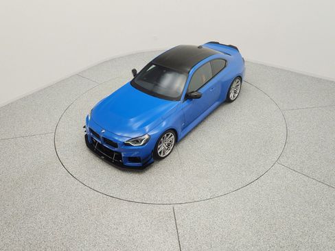 Used 2025 BMW M2 w/ Lighting Package RWD image 9