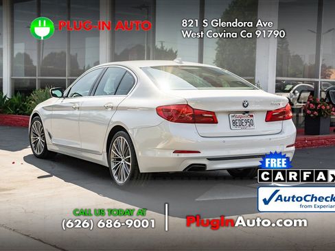 Used 2018 BMW 540i RWD image 2