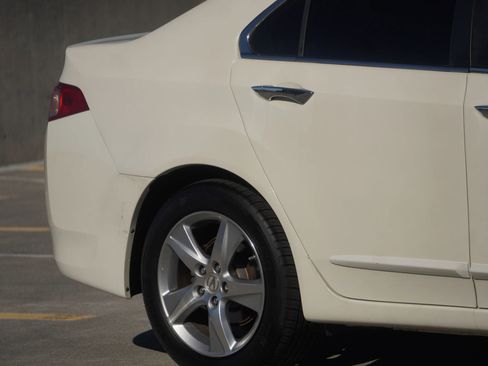 Used 2011 Acura TSX Sedan image 34