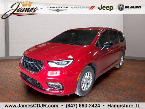 New 2026 Chrysler Pacifica Select FWD image 1