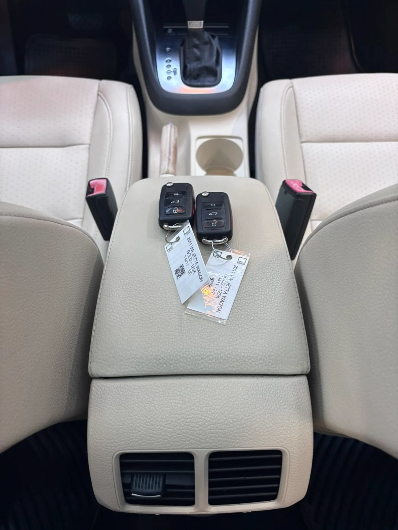 Used 2011 Volkswagen Jetta TDI FWD image 18