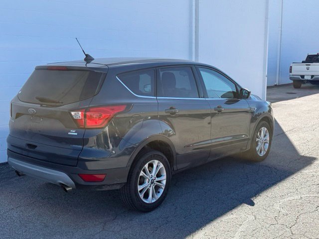 Used 2019 Ford Escape SE FWD image 4