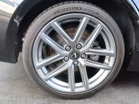 Used 2017 Lexus IS 200t F Sport w/ F Sport Package RWD image 30