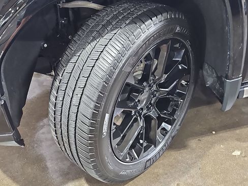 Used 2023 GMC Sierra 1500 Denali Ultimate image 38