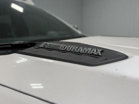 Used 2025 Chevrolet Silverado 3500 High Country w/ High Country Premium Package AWD/4WD image 45