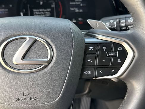 Used 2025 Lexus RX 350 FWD w/ Technology Package image 27