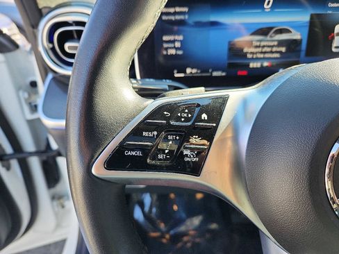 Used 2023 Mercedes-Benz C 300 4MATIC Sedan image 20