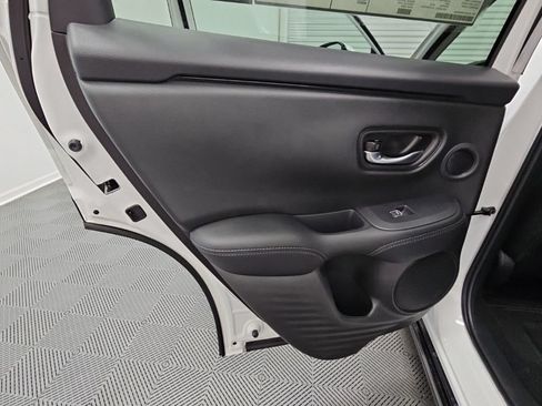 New 2027 Honda HR-V EX-L image 30