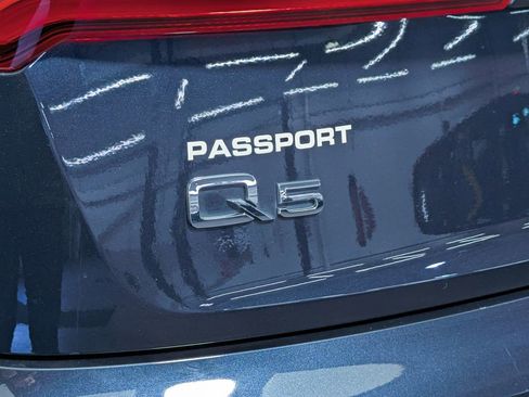 Used 2018 Audi Q5 Prestige w/ Prestige Package image 10