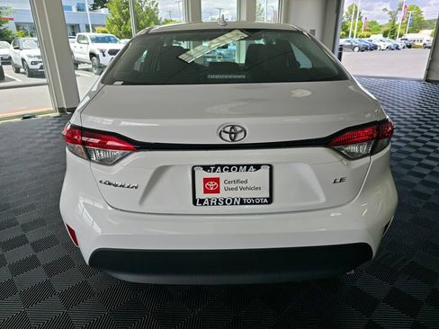 Used 2026 Toyota Corolla LE FWD image 4