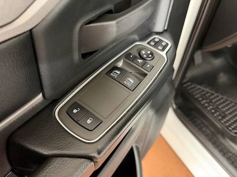 Used 2023 RAM 2500 Tradesman AWD/4WD image 17