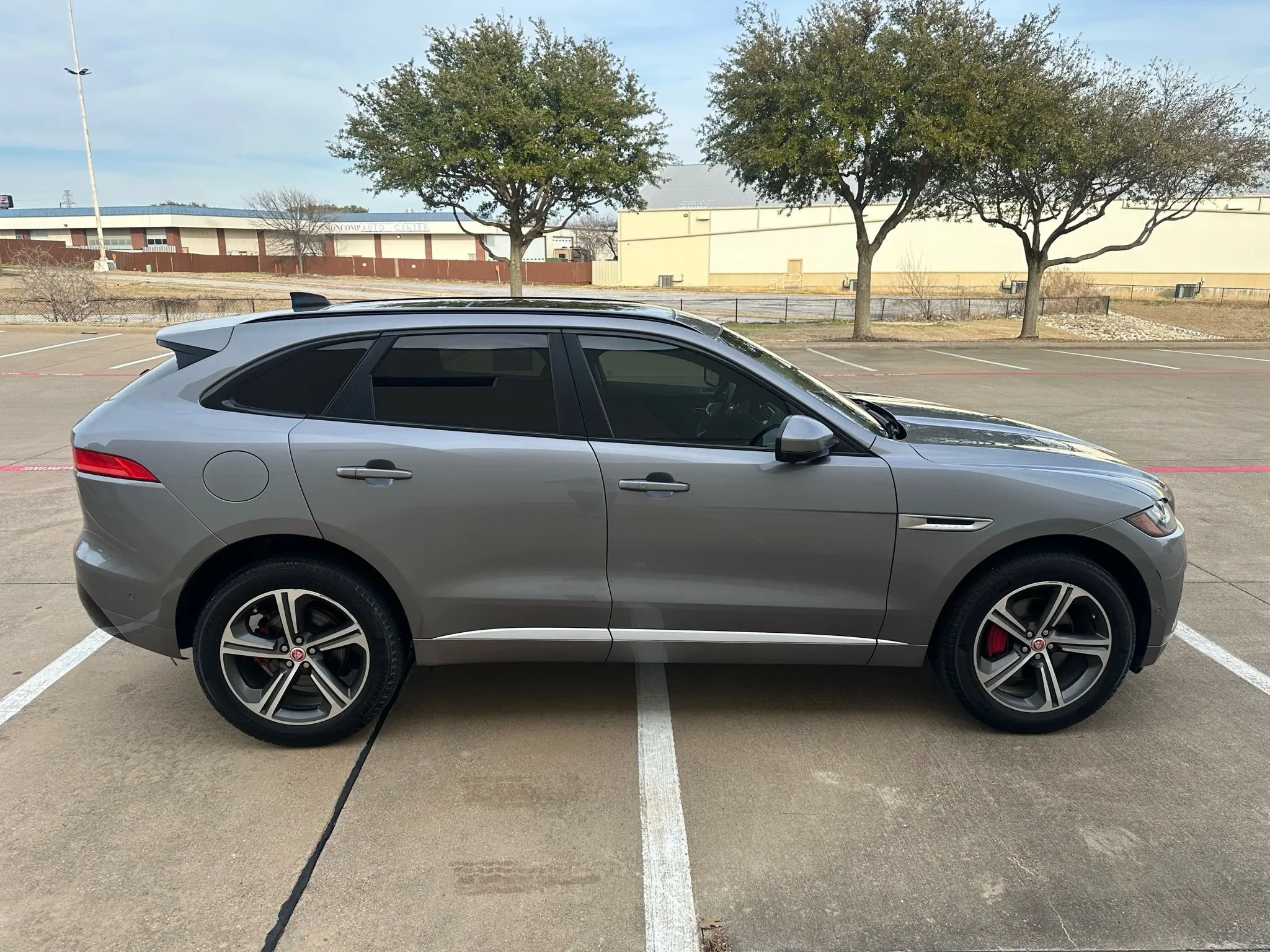 Used 2020 Jaguar F-PACE S AWD/4WD image 7