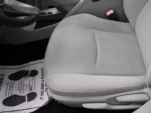 Used 2012 Toyota Prius Three FWD image 18
