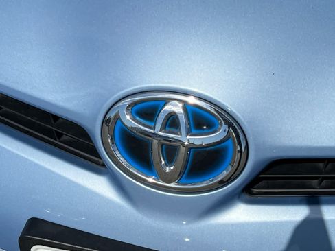 Used 2015 Toyota Prius Prime Plug-In Hybrid FWD image 13