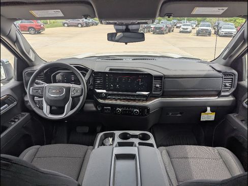 New 2026 GMC Sierra 1500 SLE w/ X31 Off-Road Package AWD/4WD image 18