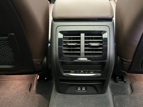 Certified 2023 BMW X3 sDrive30i w/ Premium Package image 9