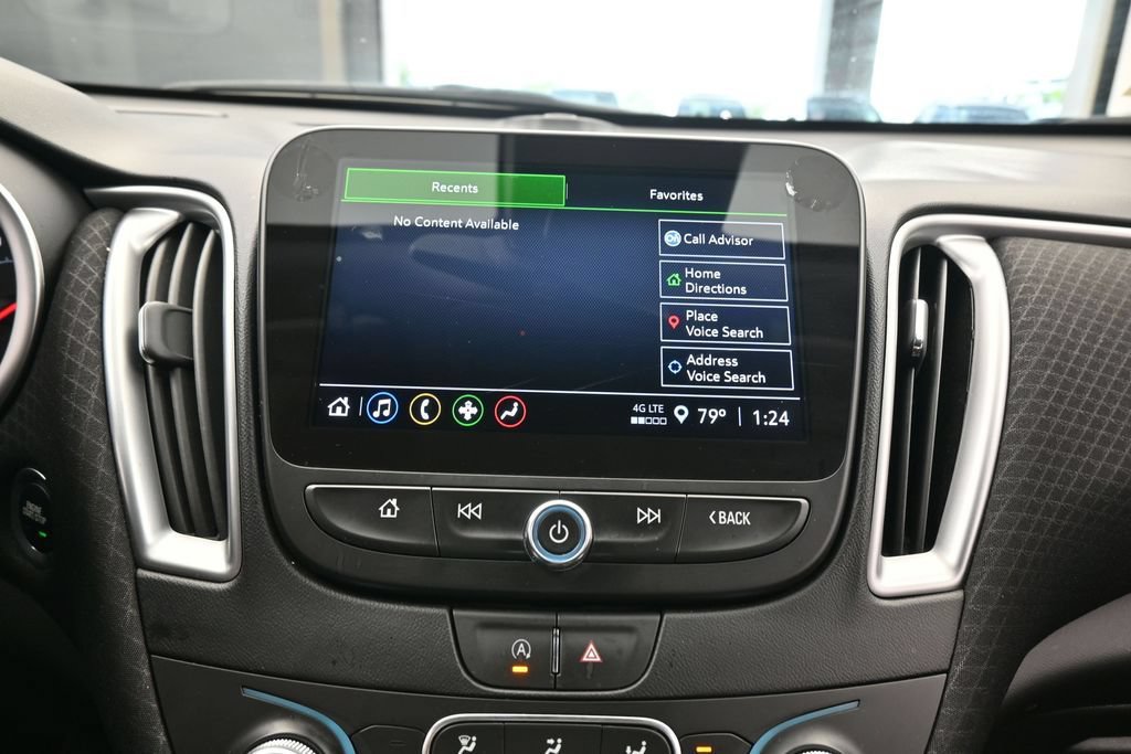 Used 2025 Chevrolet Malibu LT FWD image 21