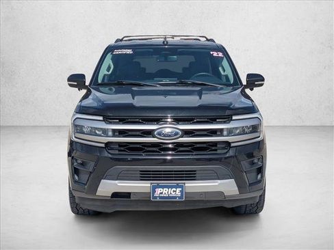 Used 2022 Ford Expedition XLT RWD image 2