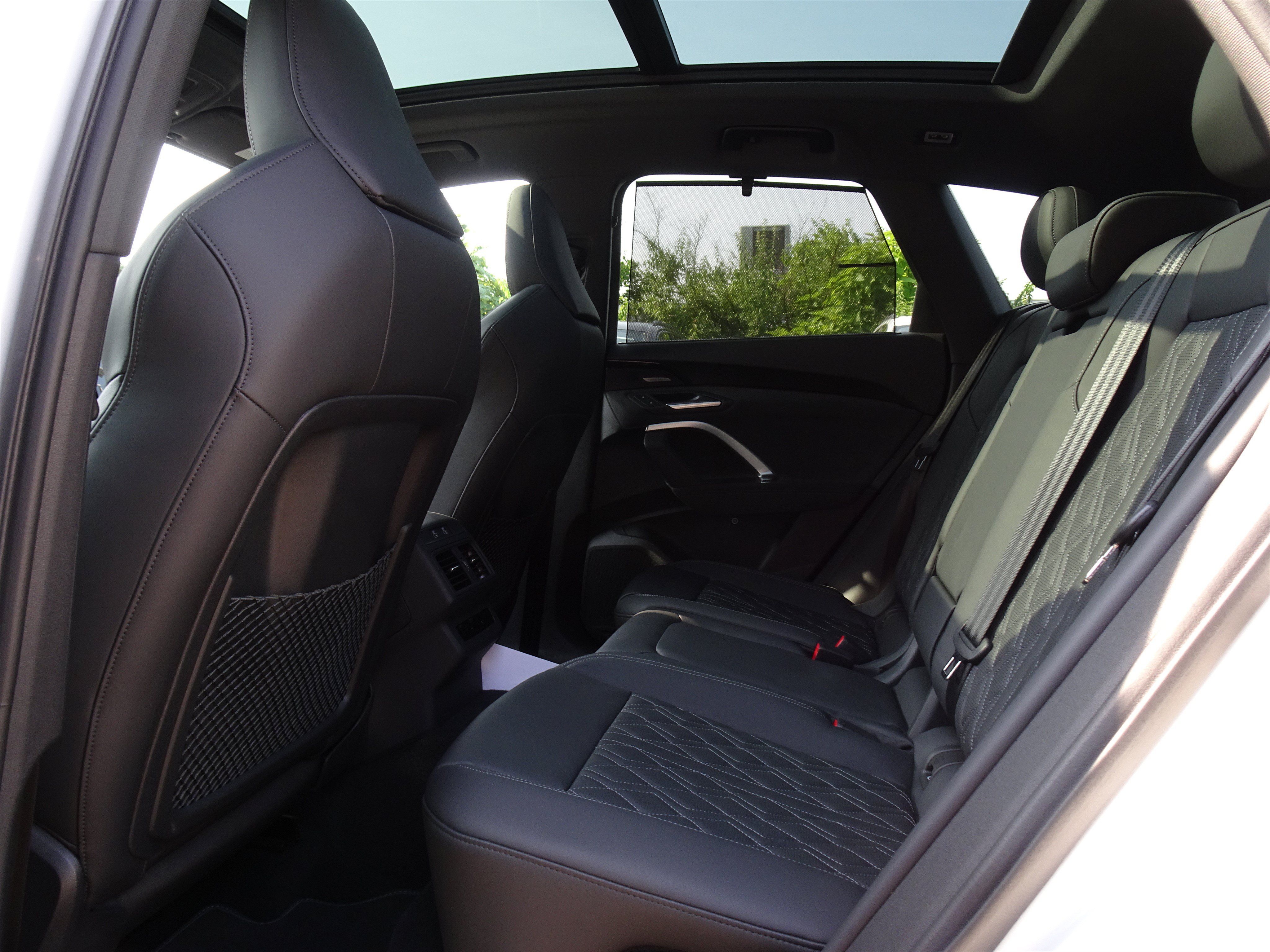 Certified 2025 Audi SQ5 Premium Plus AWD/4WD image 12