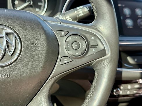 Used 2019 Buick Enclave Premium w/ Experience Buick Package FWD image 29