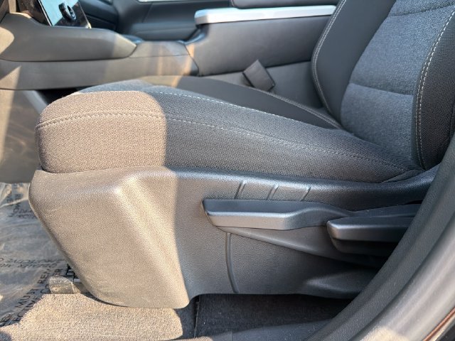 Used 2025 GMC Terrain Elevation AWD/4WD image 12