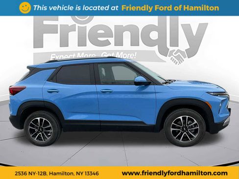 Used 2024 Chevrolet TrailBlazer LT w/ Convenience Package image 12