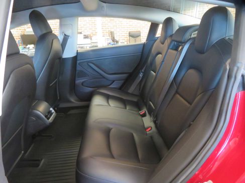 Used 2018 Tesla Model 3 Performance image 19