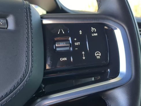 Used 2023 Land Rover Range Rover Sport SE image 27