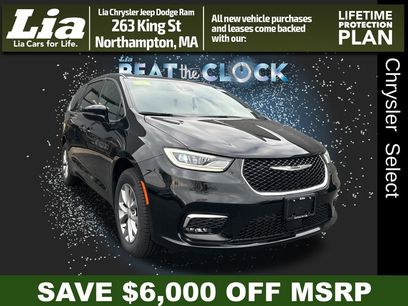 New 2026 Chrysler Pacifica Select