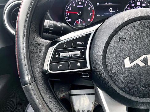 Used 2023 Kia Forte LXS image 22