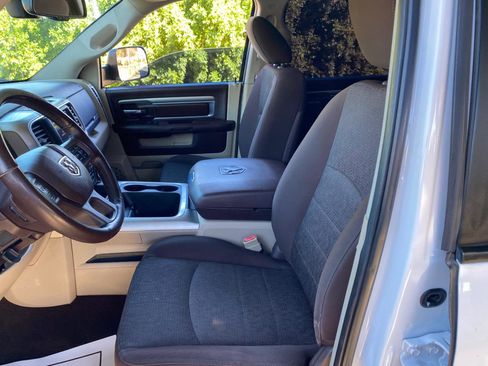 Used 2018 RAM 1500 Big Horn image 25