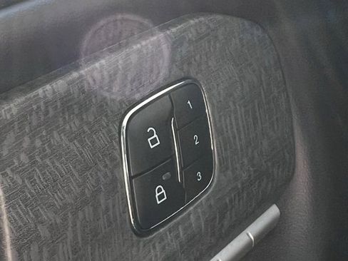 Used 2025 Ford Explorer Platinum w/ LUX Leather Package image 29