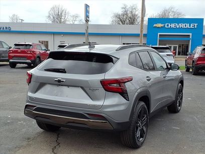 New 2026 Chevrolet Trax ACTIV w/ Sunroof Package