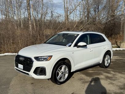 Used 2025 Audi Q5 e Premium Plus w/ Premium Plus Package