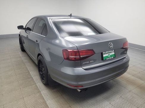 Used 2017 Volkswagen Jetta SEL FWD image 5