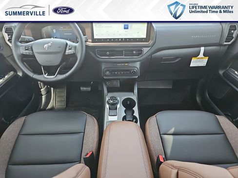 New 2026 Ford Bronco Sport Outer Banks w/ Outer Banks Tech Package+ AWD/4WD image 11