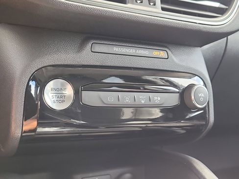 Used 2026 Ford Escape SE FWD image 23