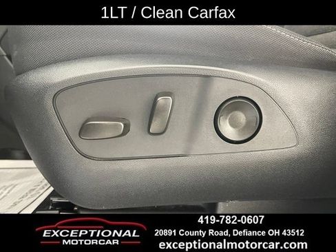 Used 2025 Chevrolet Traverse LT w/ Driver Confidence Package FWD image 35