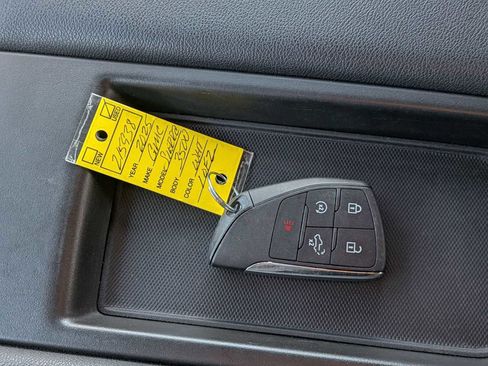 Used 2025 GMC Sierra 3500 SLT image 35