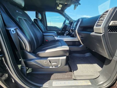 Used 2018 Ford F150 Platinum w/ Technology Package AWD/4WD image 17
