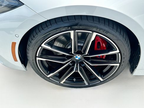 Used 2024 BMW 430i Convertible w/ M Sport Package RWD image 33