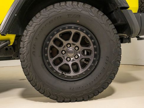 Used 2022 Jeep Wrangler Unlimited Sport image 15