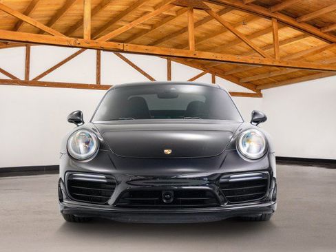 Used 2019 Porsche 911 Turbo S image 8